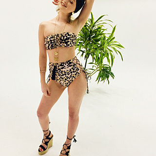 Billie In Bikini