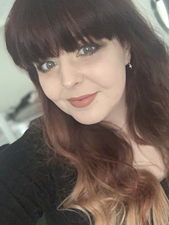 Jen May Selfie